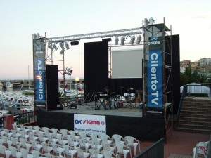 Palco montato per il concerto di Marina di Camerota - 5 Giugno 2010